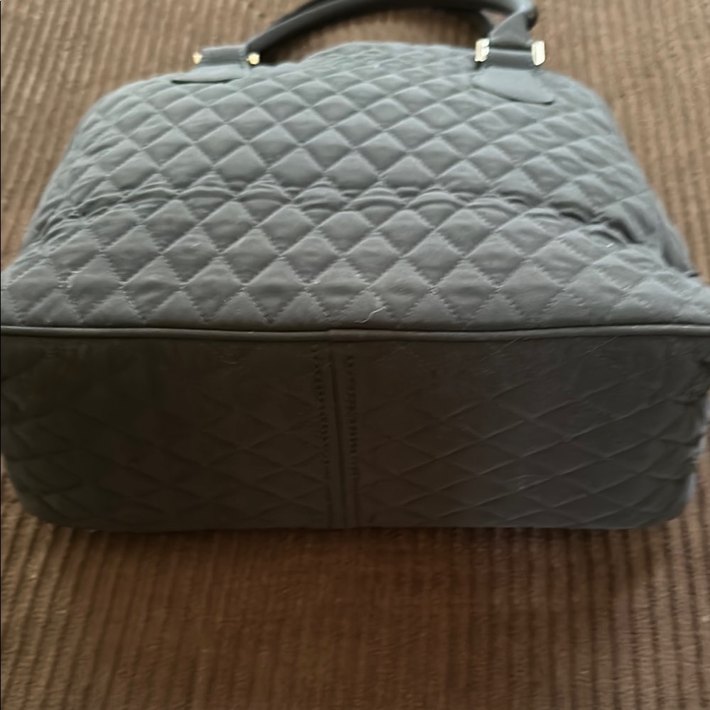 Vera Bradley Quilted Black Handbag Leopard Interior - Picture 4 of 8